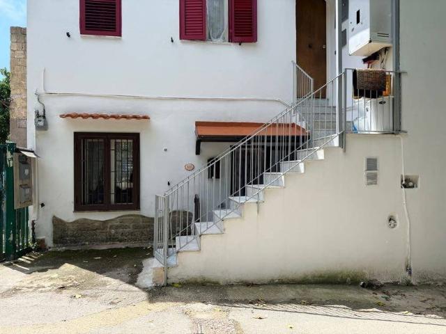 Appartamento in vendita a Bacoli, Campania