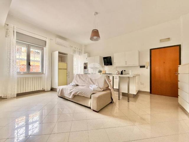 Appartamento in vendita a Pisciarelli, Pozzuoli