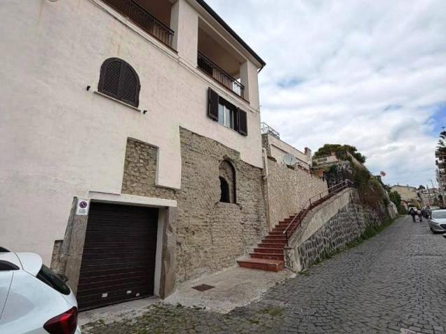 Appartamento in vendita a Rione Ortodonico, Pozzuoli