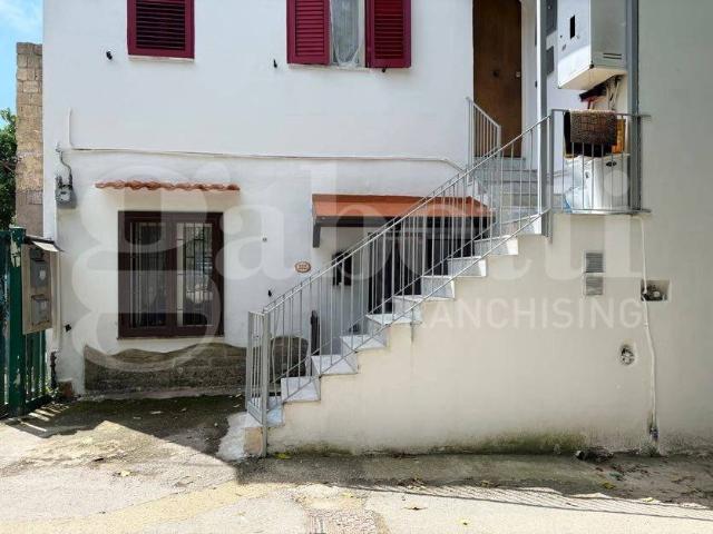 Appartamento in vendita a Bacoli, Campania