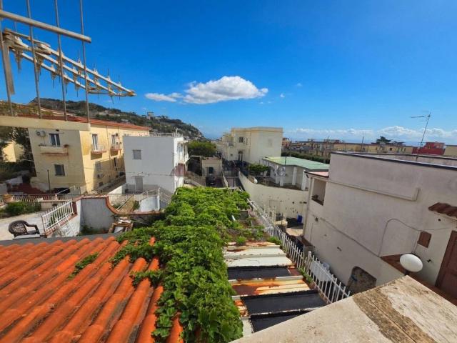 Appartamento in vendita a Rione Ortodonico, Pozzuoli