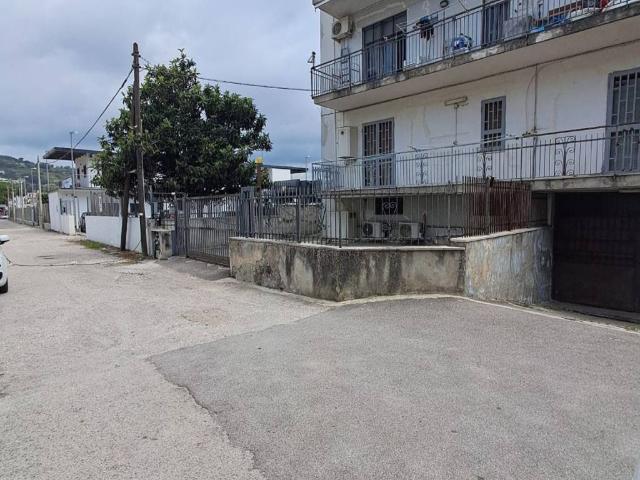 Appartamento in vendita a Antiniana, Pozzuoli