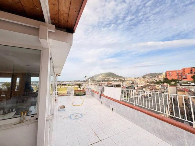 Appartamento in vendita a Rione Ortodonico, Pozzuoli