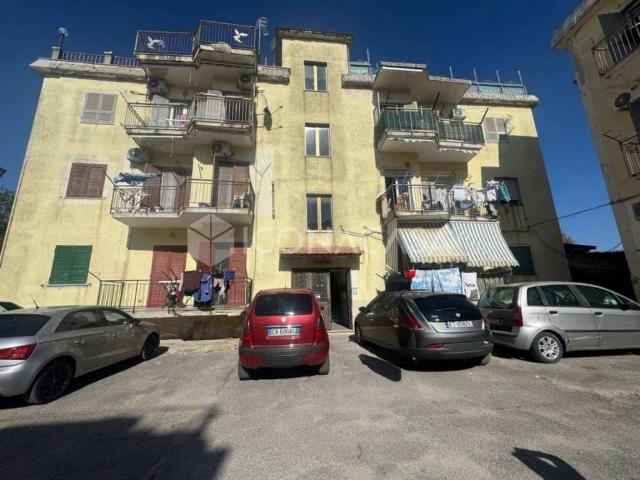 Appartamento in vendita a Pozzuoli, Campania