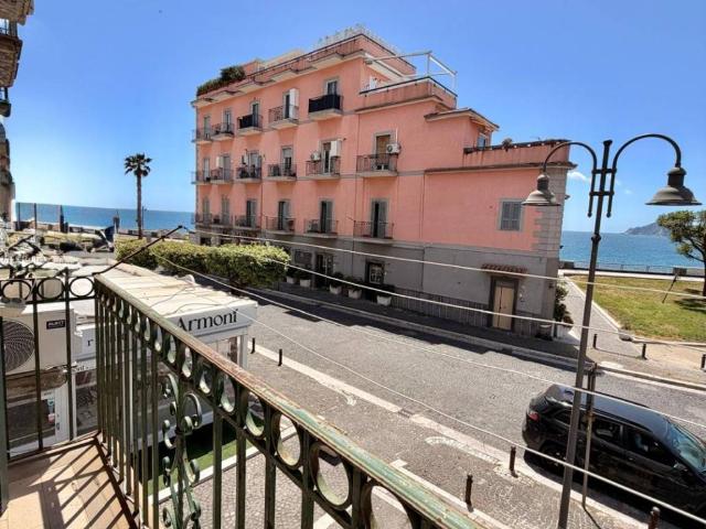 Appartamento in vendita a Pisciarelli, Pozzuoli