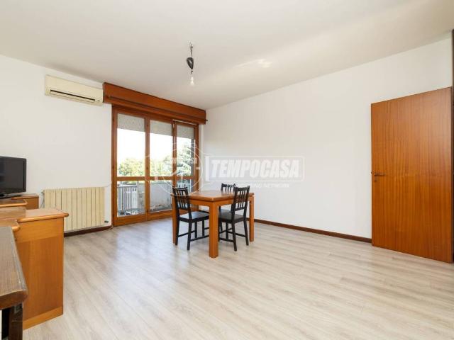 Appartamento in vendita a Pozzuolo Martesana, Lombardia