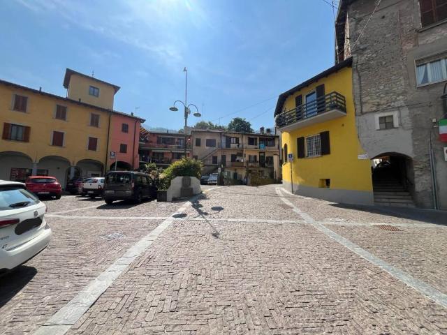 Appartamento in vendita a Pradalunga, Bergamo