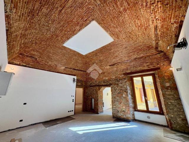 Appartamento in vendita a Cornale, Pradalunga