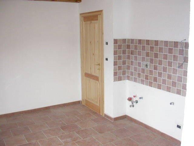 Appartamento in vendita a Chezal, Piemonte