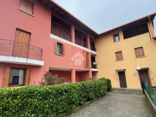 Appartamento in vendita a Prata Di Pordenone, Friuli-Venezia Giulia