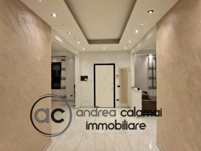 Appartamento in vendita a Prato, Toscana