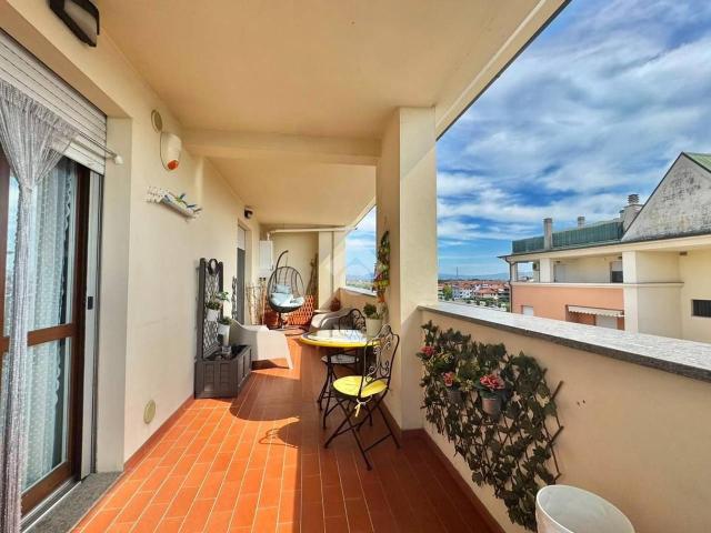 Appartamento in vendita a Prato, Toscana