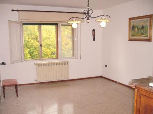 Appartamento in vendita a Prato, Toscana