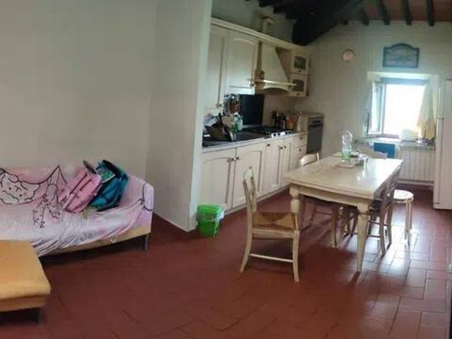 Appartamento in vendita a Montemurlo, Toscana