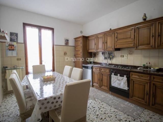 Appartamento in vendita a Prato, Toscana