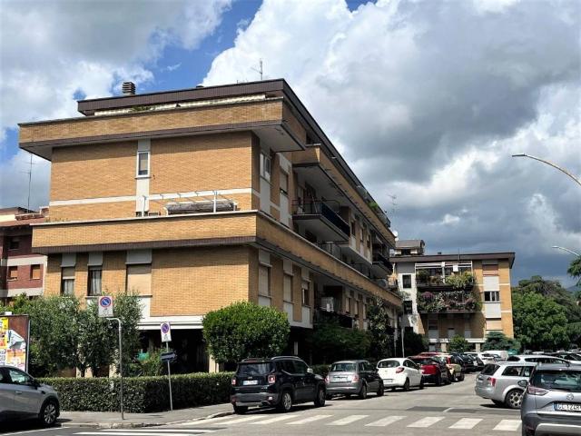 Appartamento in vendita a San Martino, Prato
