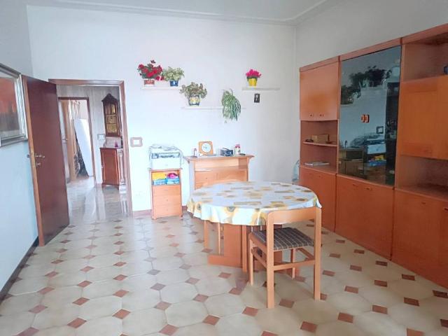 Appartamento in vendita a Prato, Toscana