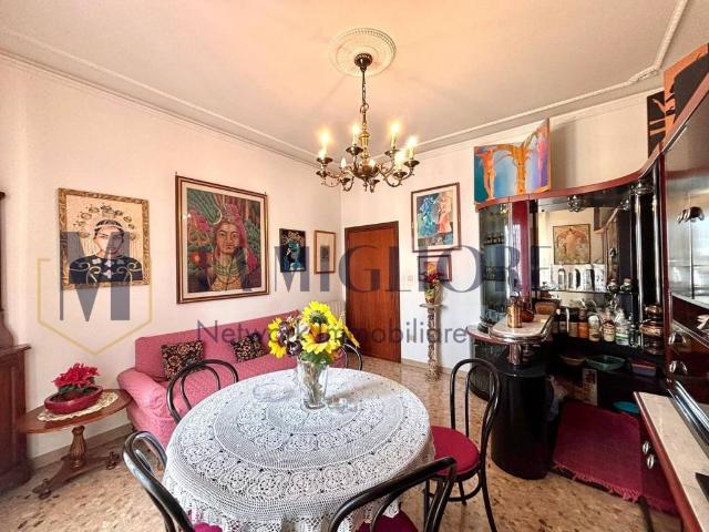 Appartamento in vendita a Prato, Toscana