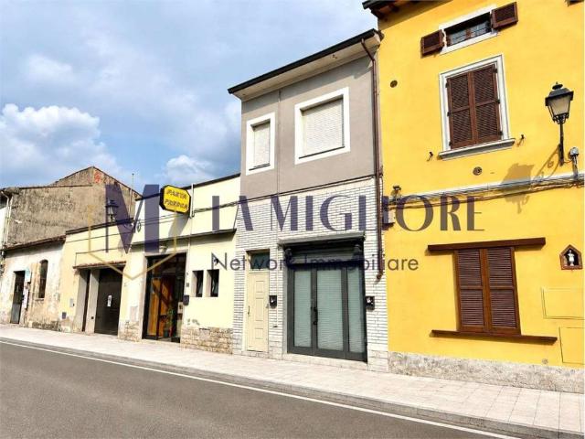 Appartamento in vendita a Prato, Toscana