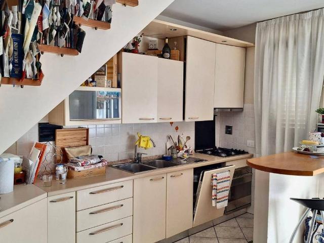 Appartamento in vendita a Prato, Toscana