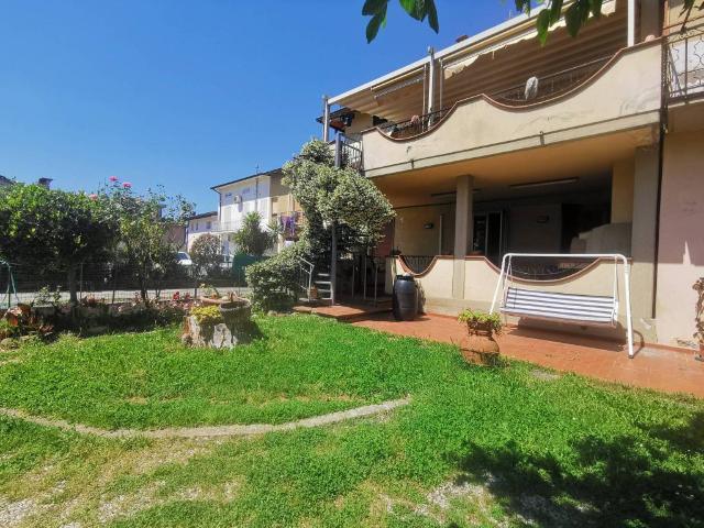 Appartamento in vendita a Prato, Toscana