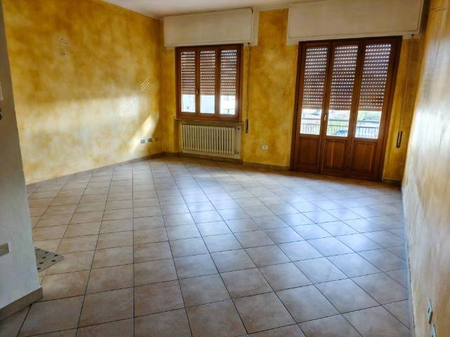 Appartamento in vendita a Centro Direzionale, Prato