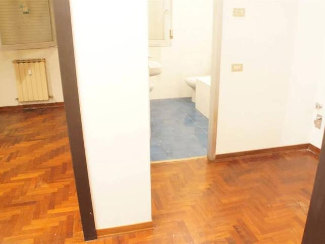 Appartamento in vendita a Mezzana, Prato