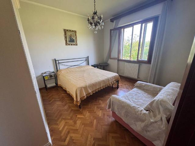 Appartamento in vendita a Prato, Toscana