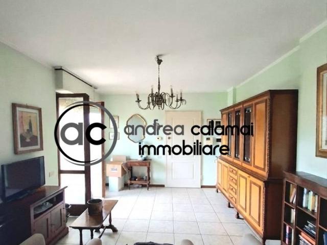Appartamento in vendita a Centro Direzionale, Prato