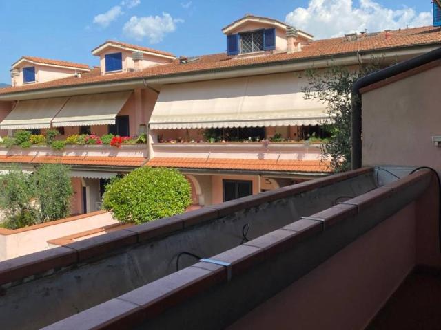 Appartamento in vendita a Pizzidimonte, Prato
