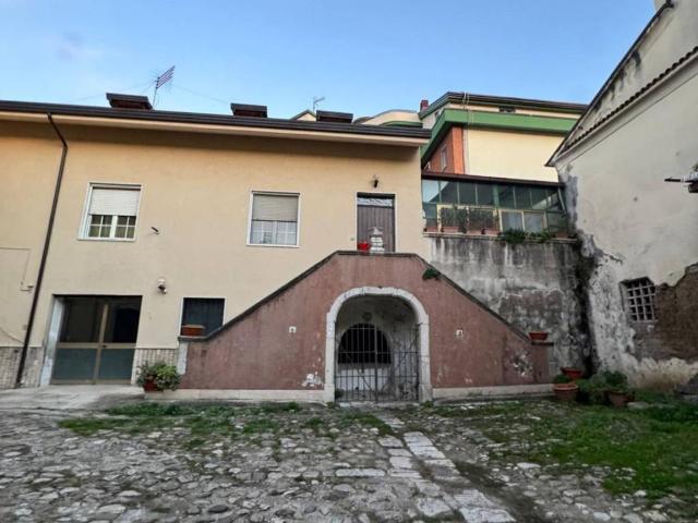 Appartamento in vendita a Pratola Serra, Campania