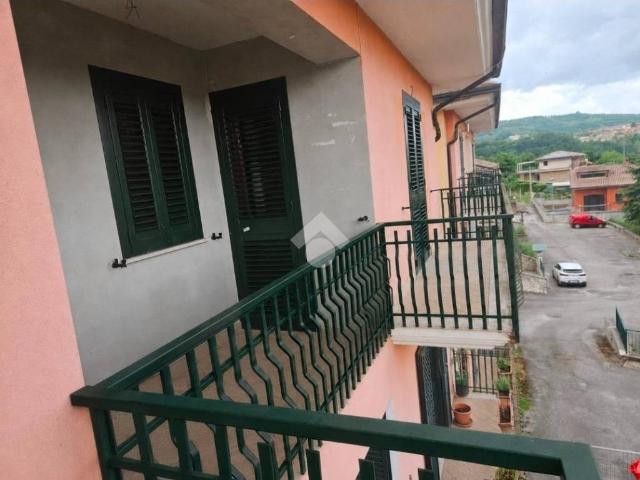 Appartamento in vendita a Pratola Serra, Campania