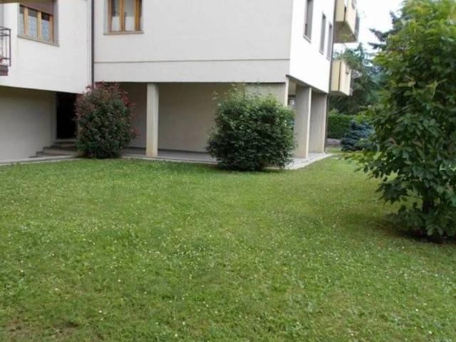 Appartamento in vendita a Pratovecchio Stia, Stia