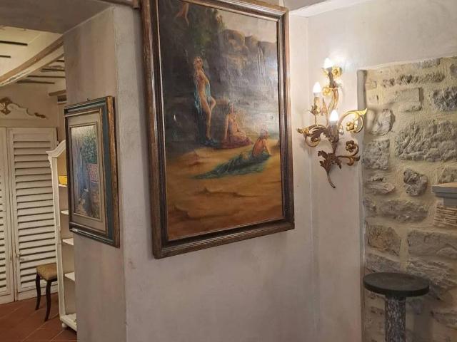 Appartamento in vendita a Pratovecchio Stia, Stia