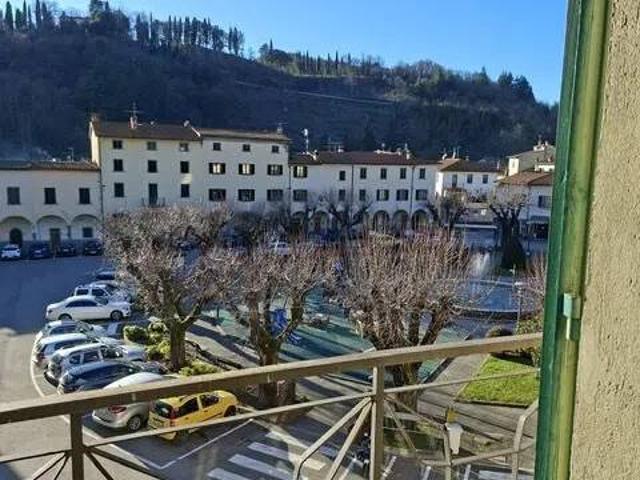 Appartamento in vendita a Pratovecchio Stia, Pratovecchio