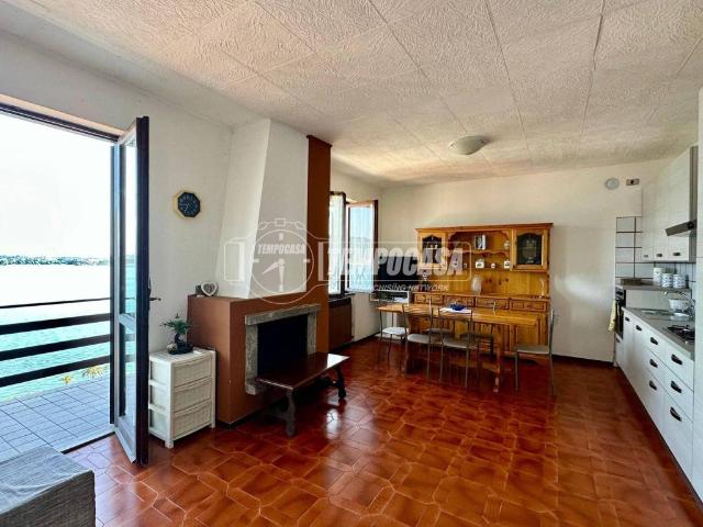 Appartamento in vendita a Predore, Lombardia