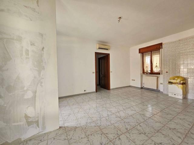 Appartamento in vendita a Pregnana Milanese, Milano