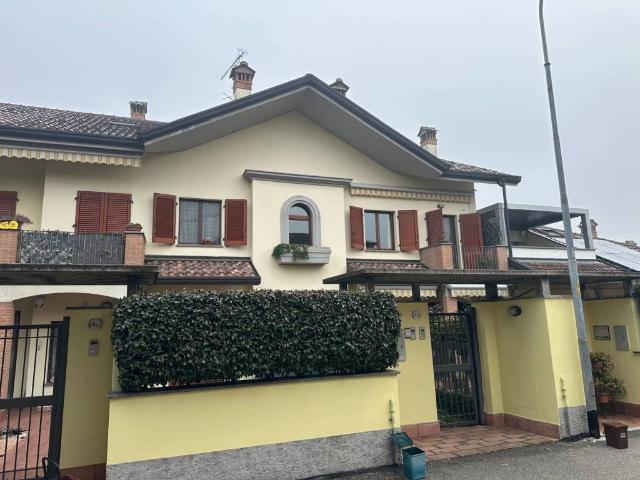 Appartamento in vendita a Pregnana Milanese, Lombardia