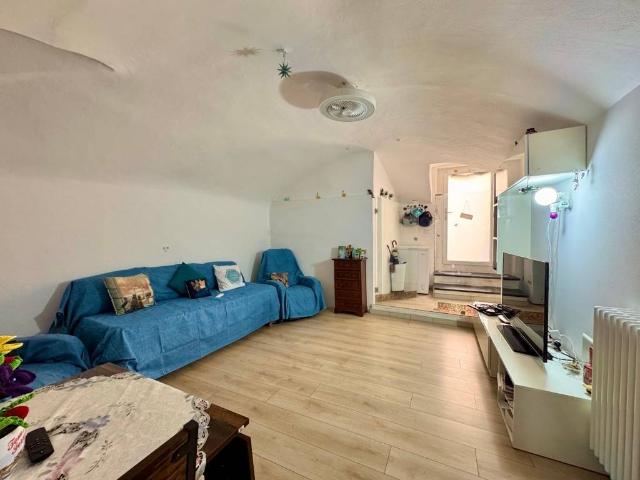 Appartamento in vendita a Prelà, Liguria