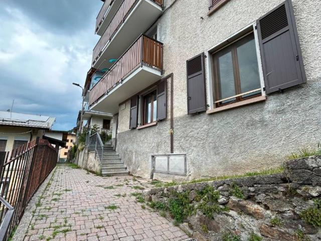 Appartamento in vendita a Premana, Lombardia