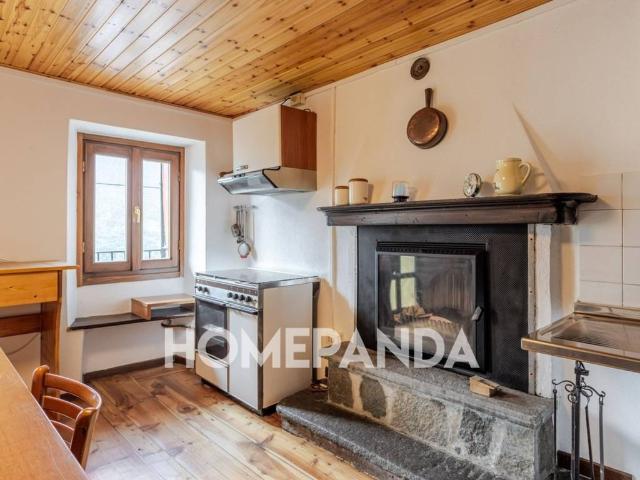 Appartamento in vendita a Giabbio, Premana