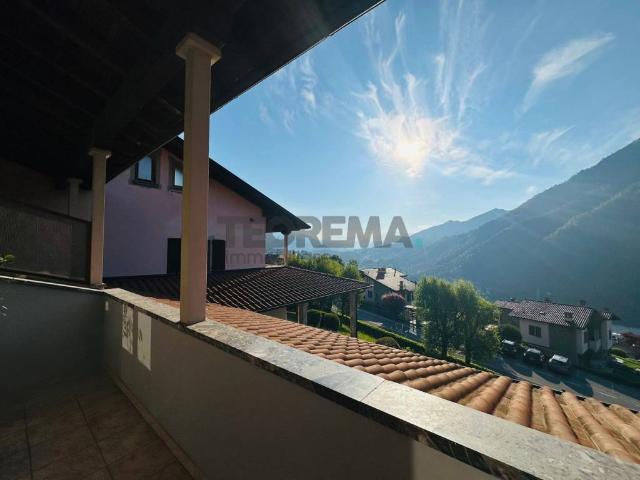 Appartamento in vendita a Premolo, Lombardia