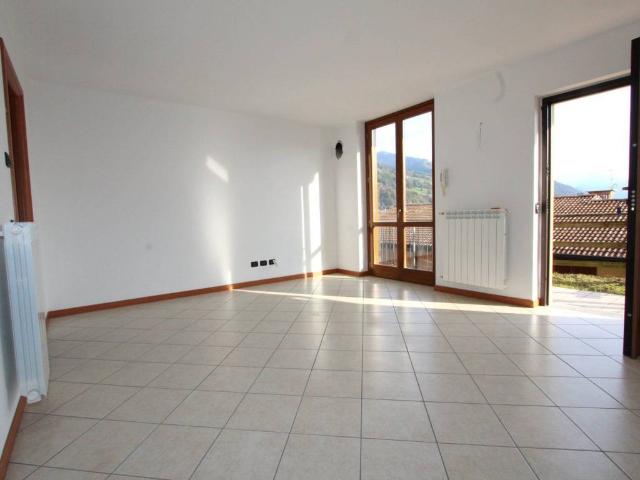 Appartamento in vendita a Premolo, Lombardia