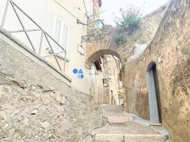 Appartamento in vendita a Presenzano, Campania