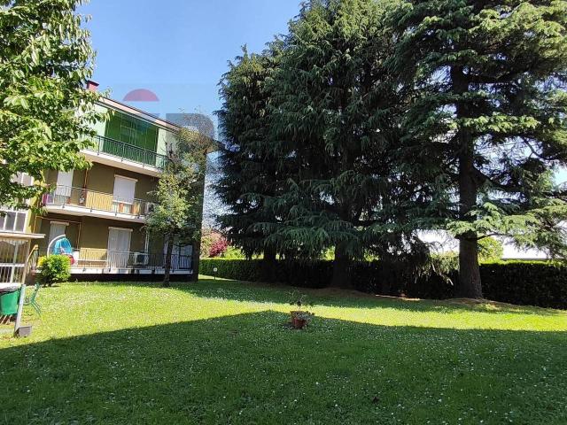 Appartamento in vendita a Presezzo, Lombardia