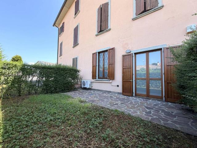 Appartamento in vendita a Presezzo, Lombardia