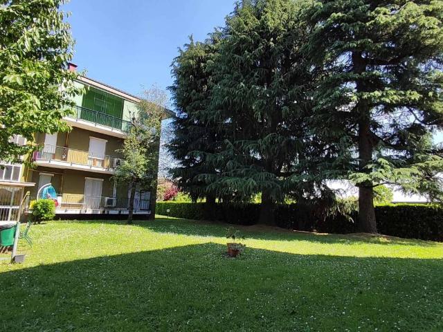 Appartamento in vendita a Presezzo, Lombardia