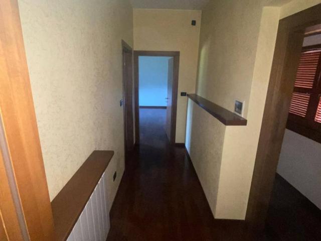 Appartamento in vendita a Prevalle, Lombardia