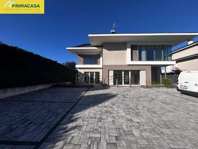 Appartamento in vendita a Prevalle, Lombardia