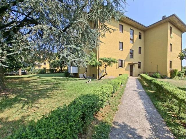 Appartamento in vendita a Prevalle, Lombardia